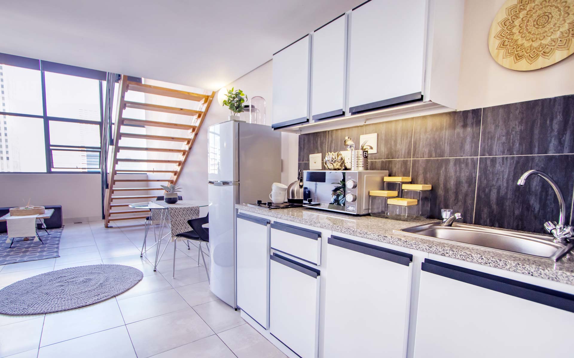 SH_Loft-Apartment_Show-Space_01